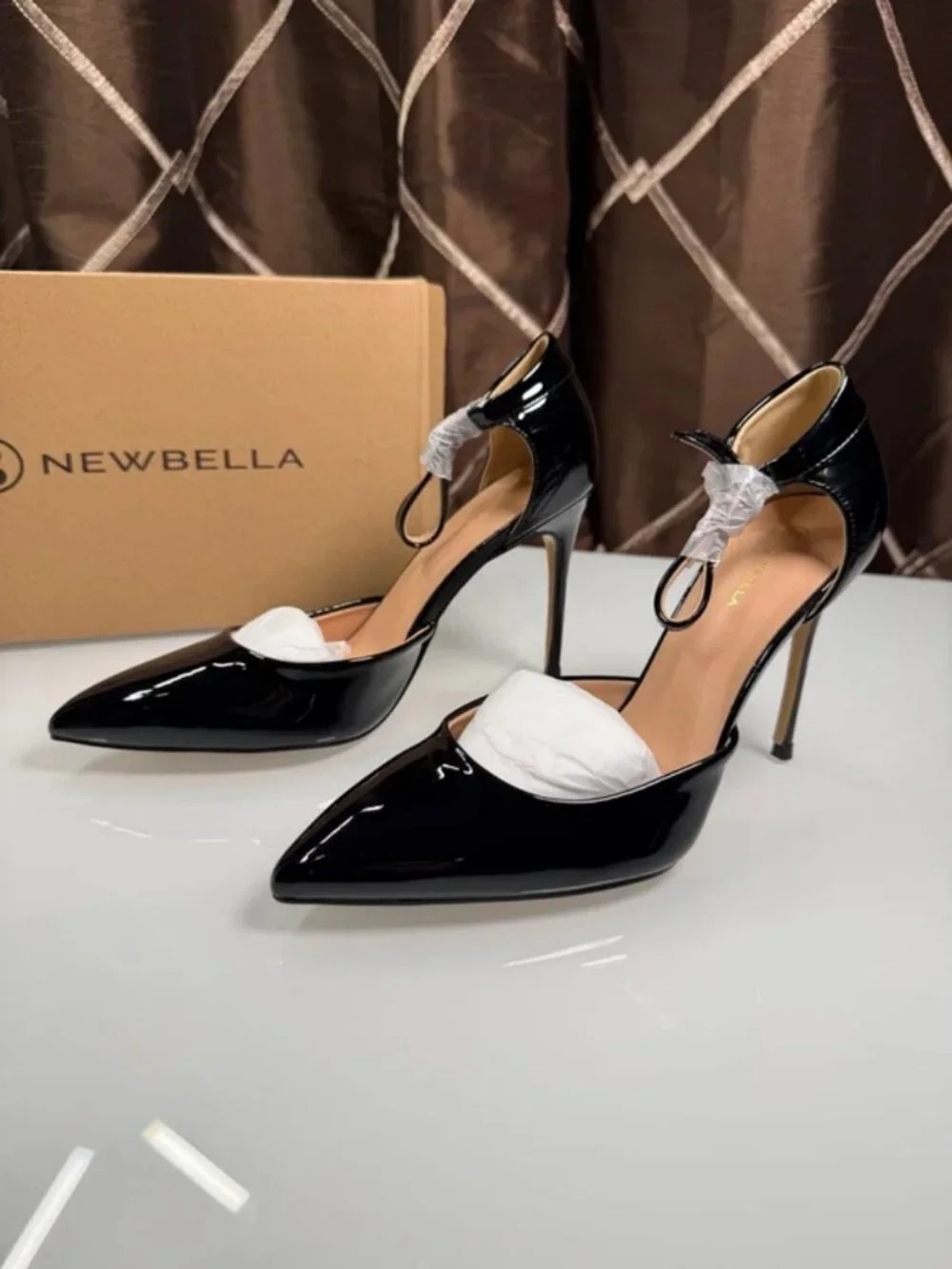 Newbella Black Patent Pointed Toe Stiletto Heels Size 8